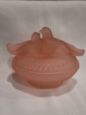 Pink Satin Glass Love Birds Westmoreland Covered Dish